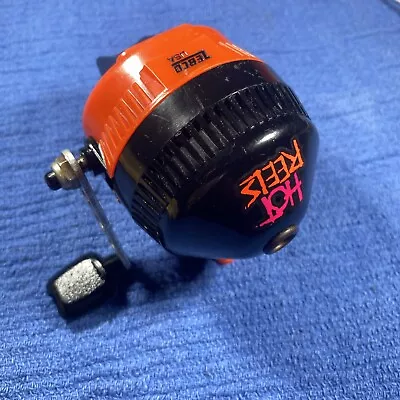 Vintage Zebco Hot Reels  Spincast Fishing Reel Made In The USA Kids Zebco Reel • $9