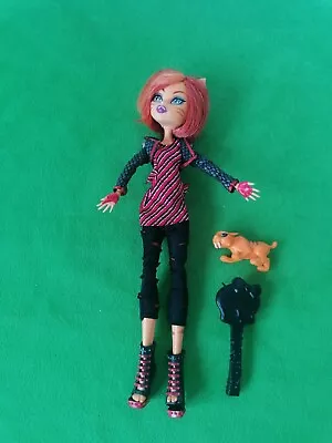 Monster High Toralei Stripe Original Doll With Pet & Brush  • $31.10