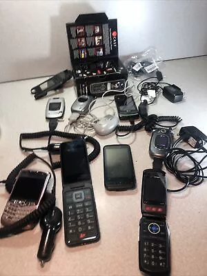 Lot Of 9 Vintage UNTESTED Cell Phones & Chargers ~ Samsung Verizon LG BlackBerry • $14.99