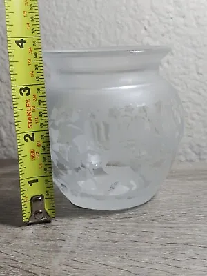 Vintage Frosted Glass Ivy Leaf Design Bud Vase 4 Inch Antique • $6.18