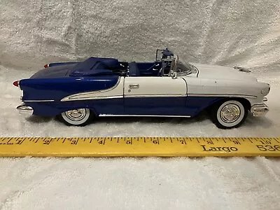 Welly 1955 Olds Super 88 Convertible 1:18 Die Cast Deep Blue • $29.99