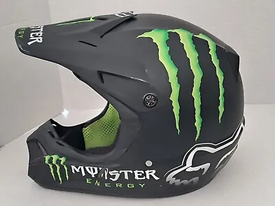 $499.95 • Buy Fox Racing V3 Pilot Helmet Monster Energy Signed RICKY CARMICHAEL Helmet & Bags