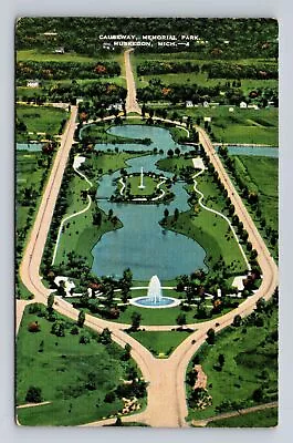 Muskegon MI-Michigan Memorial Park Causeway Antique Vintage Souvenir Postcard • $7.99