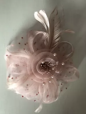 Fascinator - Dusky Pink • £5