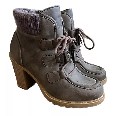 Mudd Brown Gray Ankle Boots Booties Y2K Chunky Stacked Heel Lace Up Size 8.5 • $29.74