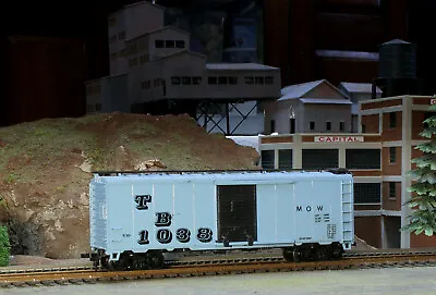 Ho Scale Freight Car Athearn 1200 Boxcar Custom Decorated To Tb 1038 Mow Rr • $5.99