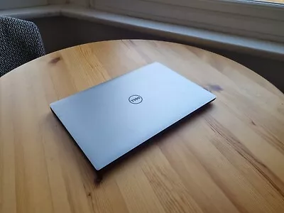 Dell XPS 15  9560 I7-7700hq 16gb RAM 1tb SSD GTX 1050 Laptop • £190