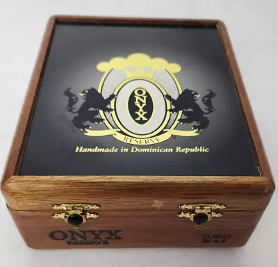 Vintage Onyx Reserve Cigar Box Natural Wood Hinged Box Great Display Piece • $17.95