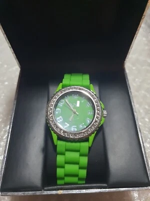£3.99 • Buy Xoxo Watch. New In Box. Unisex. Us 🇺🇸 Import. Green Rubber Strap. 