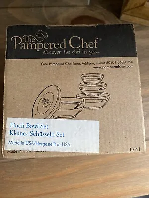 Pampered Chef Pinch Bowl Set Kitchen Glass Lid Round • £22.99