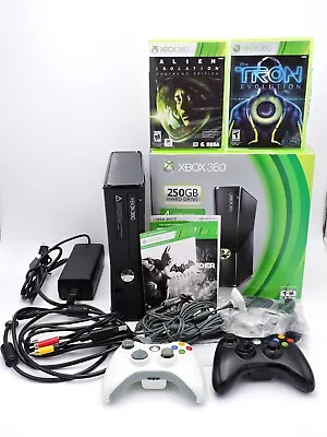 $129.99 • Buy Microsoft Xbox 360 S Black Console 250GB BUNDLE With 12+ GAMES Model 1439 & Box