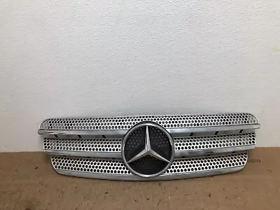 2002 To 2005 Mercedes-Benz ML320 Grille Grill 7980L OEM DG1 • $169.57