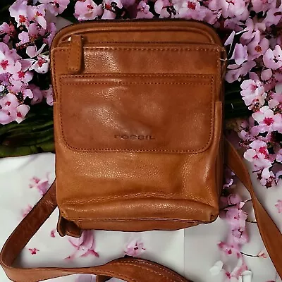 Vintage Fossil Crossbody Bag Cognac Tan Leather Pockets Shoulder Purse Wallet  • $29.99