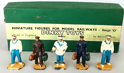 O Gauge DINKY TOYS / HORNBY No. 5  Train And Hotel Staff - Station Figures • £34.95