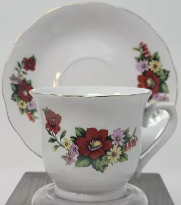 Unbranded Vintage Multicolor Floral Gold Tone Trim Tea Cup & Saucer • $12.99