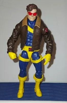 Marvel Legends Cyclops • $24.99