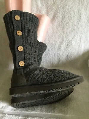 UGG Australia Women's Gray Knit Classic Cardy Sweater Boots Size 8 • $27