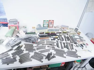 N Gauge Track Buildings Rolling Stock Accessories Etc. Job Lot • £10