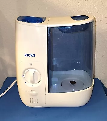 Vicks Warm Mist Humidifier White And Blue Model#VWM845V1 • $20.95