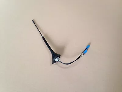 Vauxhall Corsa D Genuine Aerial Roof Antenna 13220978 • £35