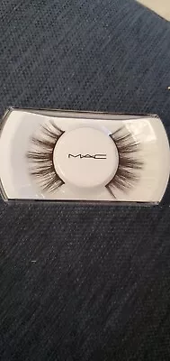 MAC COSMETICS  Lashes 86 Opportunist Lash  New.  • $5.99