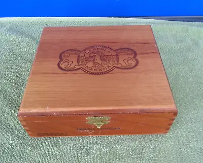 La Perla Habana Wood Wooden Cigar Box W/ Divider- Hinged Lid Dovetail Seal • $9.99