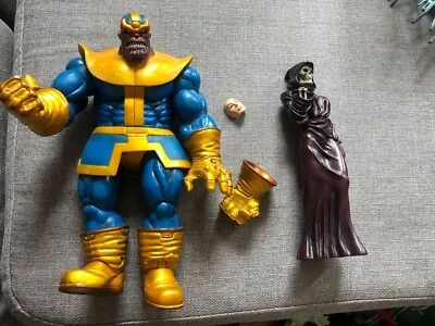 Marvel Legends - Select - Thanos • £25