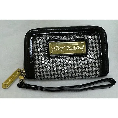 Betsey Johnson Sequin Houndstooth Full Zip Wristlet Black White Wallet • $14.88