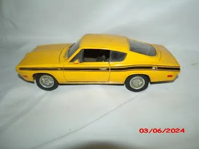 Road Legends 1969 Plymouth Barracuda 1:18 Scale Diecast Model Car Yellow USED • $20