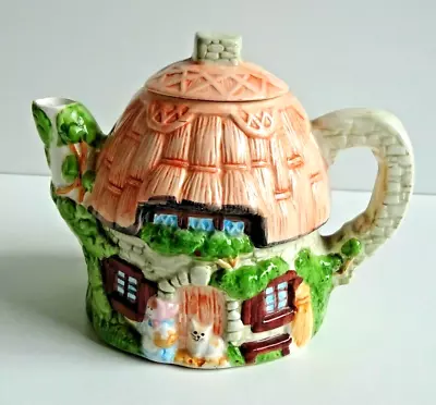 £6.99 • Buy Vintage Country Cottage Tea Pot. Thatched Roof And Cat. Retro. 1980s.