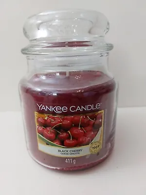 Yankee Candle BLACK CHERRY Medium Signature Candle 411g • £6.50