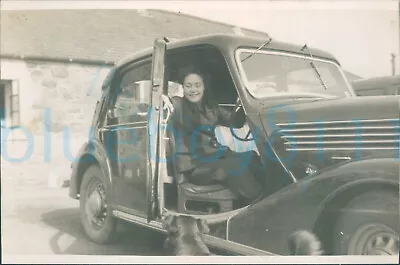 £16.20 • Buy Post WW2 HMS Peewit WRNS Woman's Photo Sheeze At Car 1946