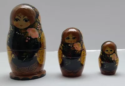 Vintage Wooden Russian Nesting Dolls  Hand Painted 3 In Set • $14.99