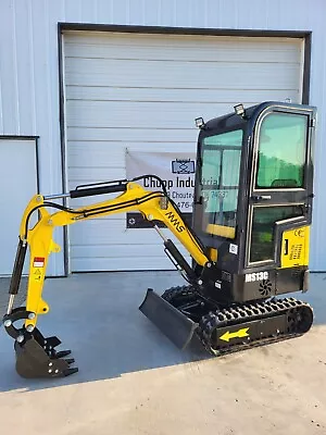 NEW  1 Ton Briggs & Stratton 13HP Mini Excavator Digger Kubota Bobcat Deere • $6999.99