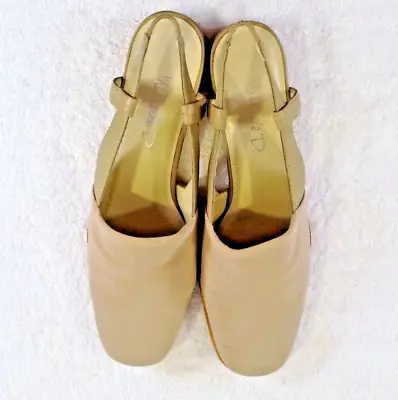 MICHELLE D Paige Women Size 8 M Sling Back Sandal Beige Taupe Made Brazil AS IS • $4.95