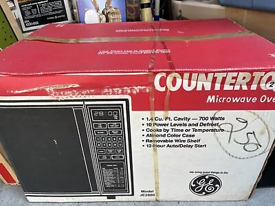 VTG General Electric Countertop Microwave JE2800 700 Watts 1.4 Cubic Feet • $475