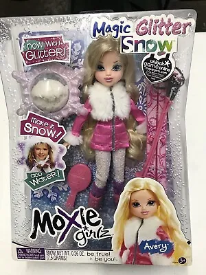 Moxie Girlz Avery Magic Glitter Snow MGA New NRFB • $34.95