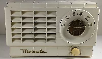 1948 Motorola Radio 58R11 Ch=HS=116 White Case • $35