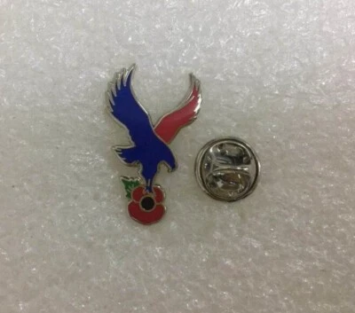 £3.99 • Buy Crystal Palace Enamel Pin Badge