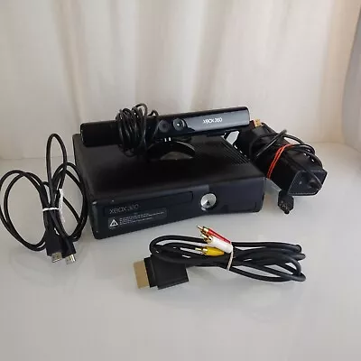 Xbox 360 S Slim 4GB 1439 Console Bundle Kinect Cords Power AV TESTED! • $70.54