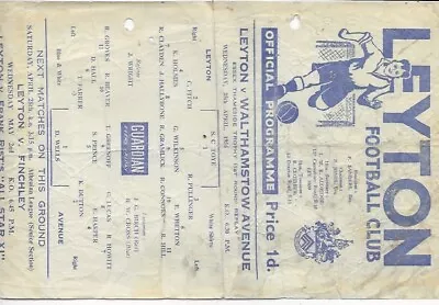 PROGRAMME - LEYTON V WALTHAMSTOW AVENUE - ESSEX THAMESIDE TROPHY - 25 APRIL 1956 • £4.99