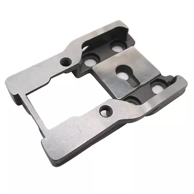 1 PCS #91-014 636-35 NEEDLE PLATE BASE Fit For PFAFF 335 SEWING MACHINE • $20.66