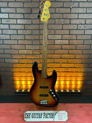 Fender Jaco Pastorius Fretless Jazz Bass Guitar 3-Tone Sunburst • $1979.99