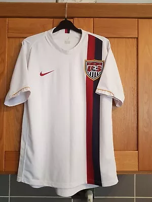 USA Medium Adult Home International Football Shirt.  2006 Season. • £40