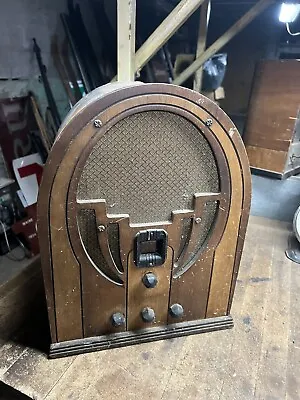 Vintage Old Superheterodyne Philco 60 Electric Tube Radio Wood Cathedral Parts • $199.99