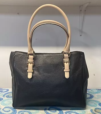 MICHAEL KORS  WORK TOTE BLACK BAG Inside Has Multi Pockets With Logo  • $85