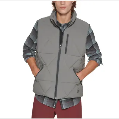 Bass Outdoors $79 Mens Glacier Hiking Diamond Quilted Vest Gray Size M • $20