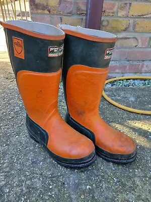 £10 • Buy Hunter Forester 3000 Super Safety Chainsaw Boots