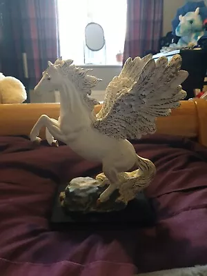 Pegasus Horse Ornament On Stand • £10