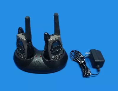 (2) Motorola T5710 Hand Held Two-way Radios & Charger • $19.99